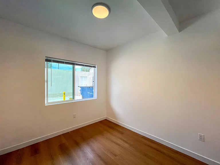 905 Gaviota Ave, Long Beach, CA 90813 — Photo 12