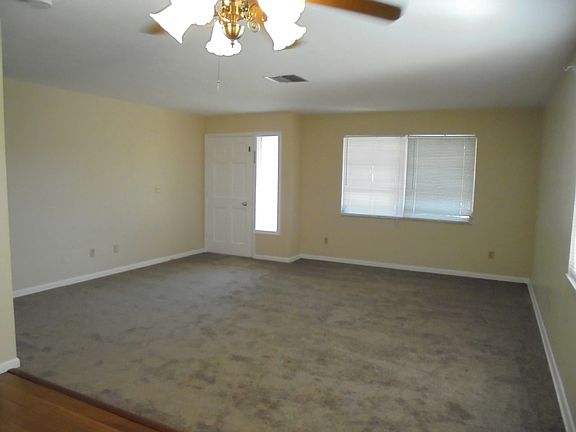 2nd image of 1407 NE Pine Island Ln