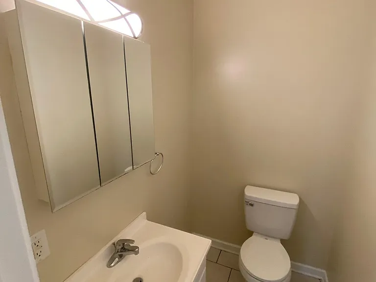 1514 W Cary St — Photo 4