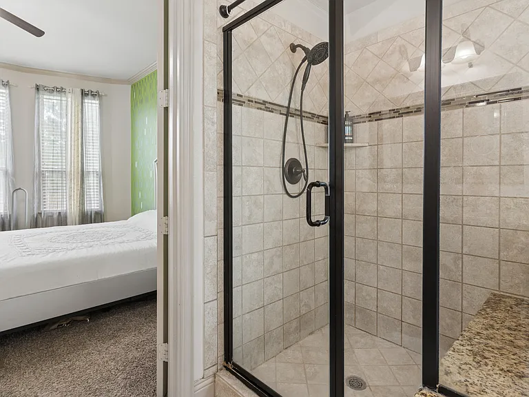 8212 Oakwood Dr — Photo 18