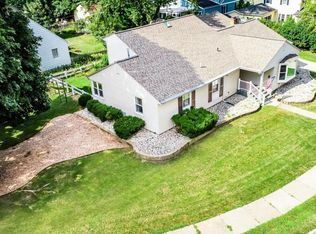 2219 Mount Curve Ave, Saint Joseph, MI 49085
