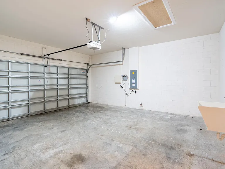 4810 Halls Mill Xing — Photo 29