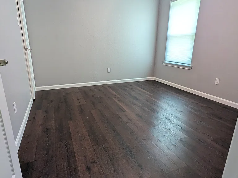 2807 Freedom Cir — Photo 23