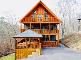 735 Timberlake Cir, Sevierville, TN 37876
