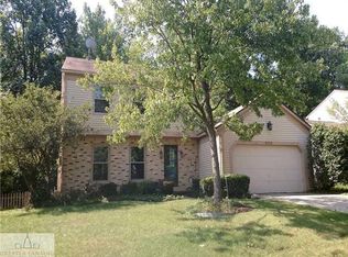 5625 Woodstock Dr, Lansing, MI