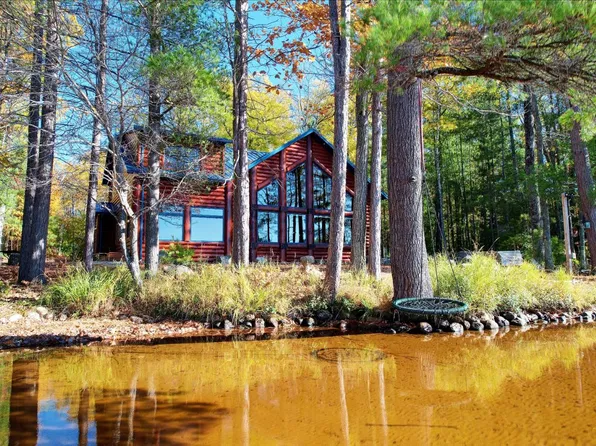 935 Leatzow Rd, Three Lakes, WI 54562