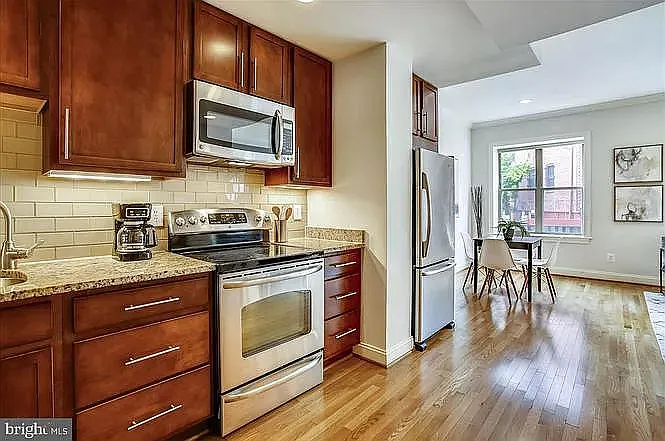 1930 New Hampshire Ave NW #16 — Photo 6