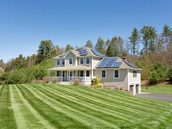 70 Skyline Dr, Oakham, MA 01068