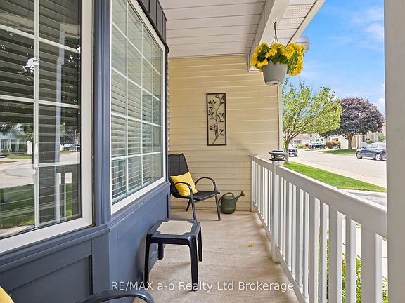 5th image of 32 Wilkins Cres