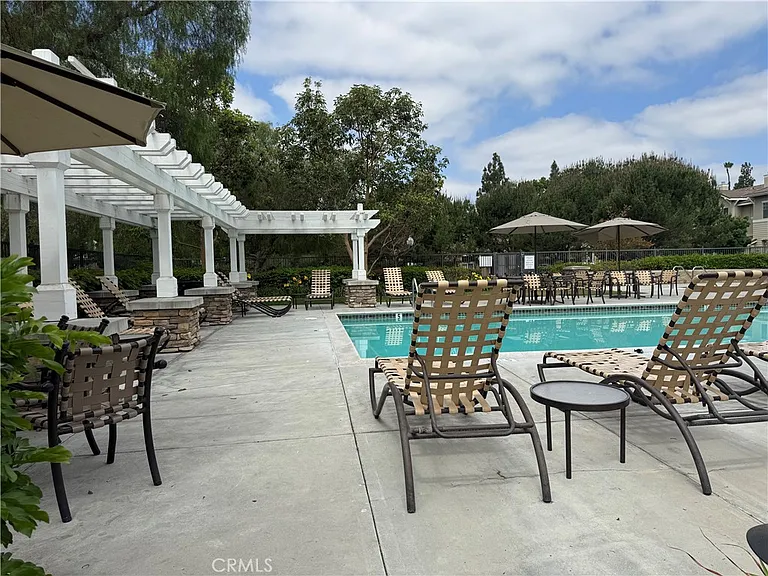 2271 Yarbough Dr — Photo 17