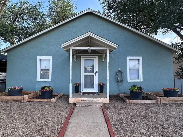 925 E Danube St, Portales, NM 88130