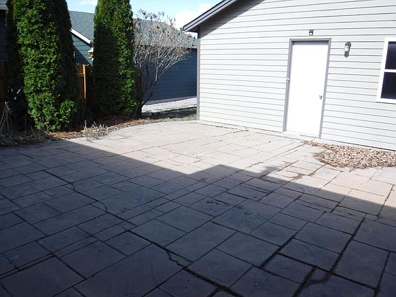 4th image of 4868 Cheshire Ln