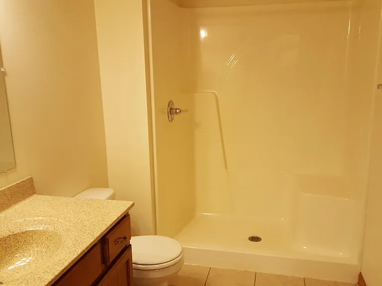 529 Rumbach Ave #529 — Photo 7