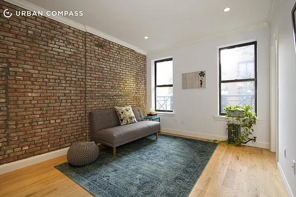 Rented by Compass | media 9