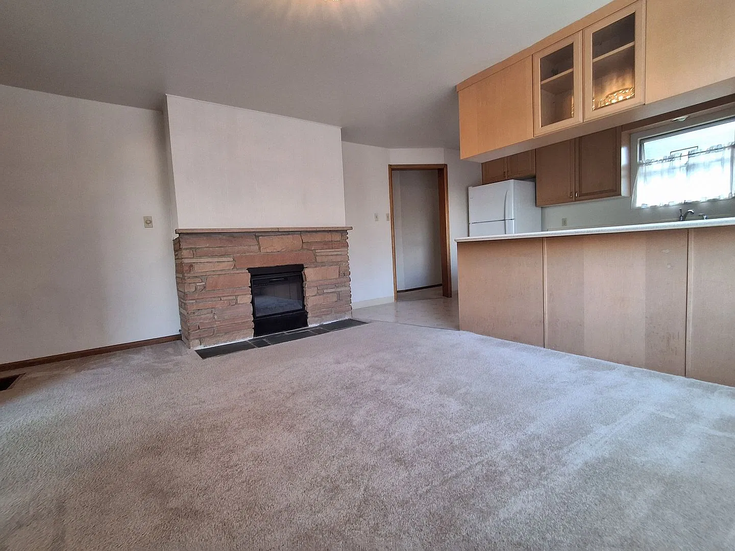 Spacious Home 615 E Lynn St. / Southlake Union — Photo 3