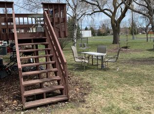 7640 Woodlawn Dr, Mounds View, MN 55112