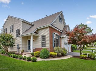 6 Kensington Ct, Holmdel, NJ 07733