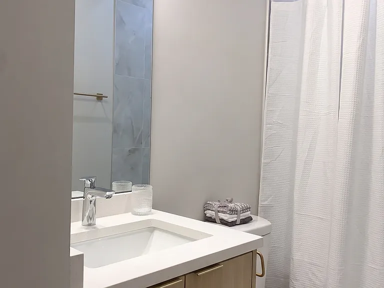 16 W 44th St — Photo 20