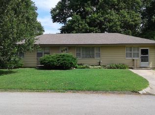 806 W Beech St, Independence, KS 67301