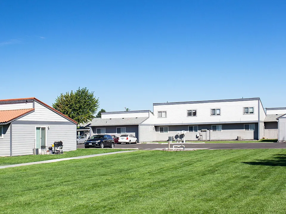 Aspen Hills Apartments
