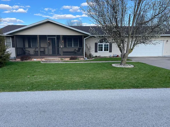 306 6th St, Colona, IL 61241