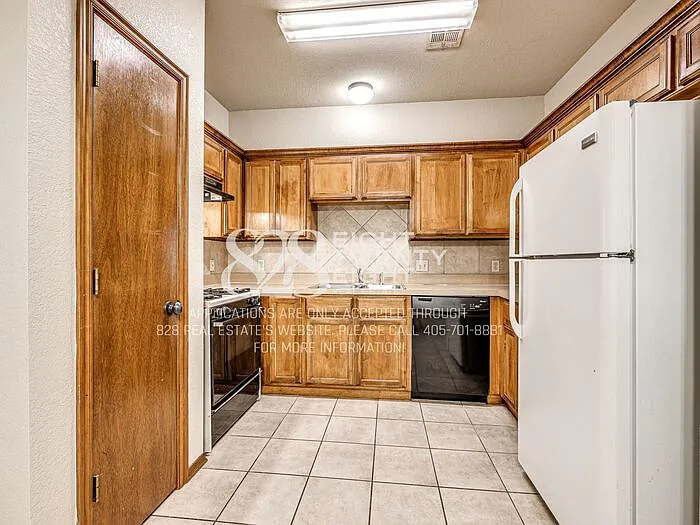 645 Welston Cir — Photo 16