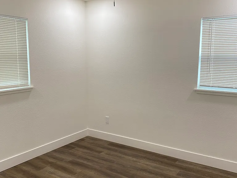 3399 Australian Cir — Photo 11