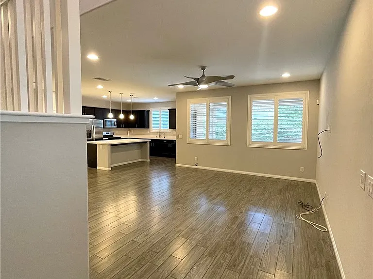 9702 Canyon Landing Ave — Photo 6