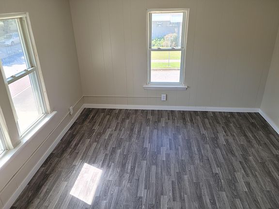 Large Bedroom