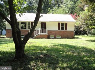 28335 Old Lockes Hill Rd, Mechanicsville, MD 20659