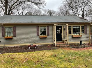 3 Old Main St, Carver, MA 02330