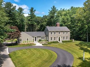 18 Powder House Ln, Norwell, MA 02061