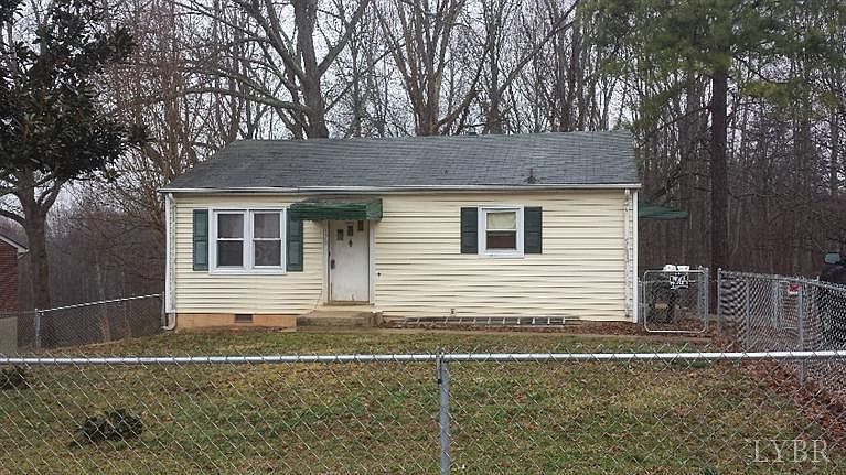 1st image of 178 Pinecrest Dr