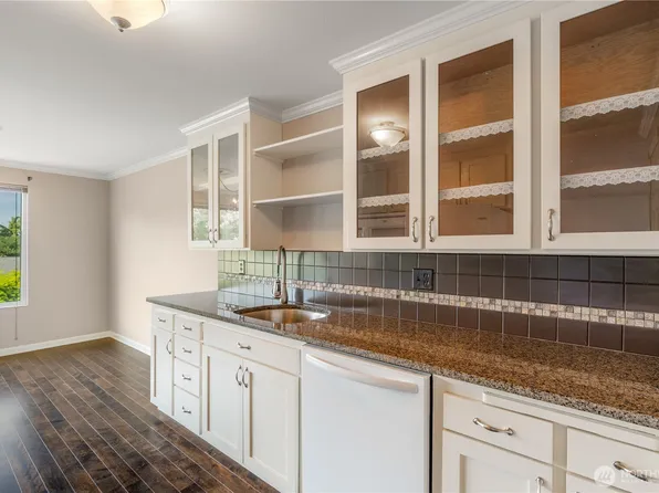 1020 5th Avenue S #7, Edmonds, WA 98020