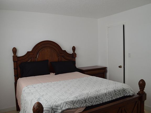 5th image of 520 Palm Springs Blvd APT 801