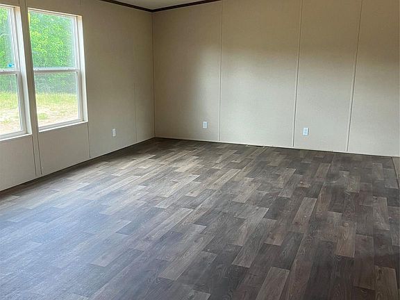 5th image of 152 Omni Rd