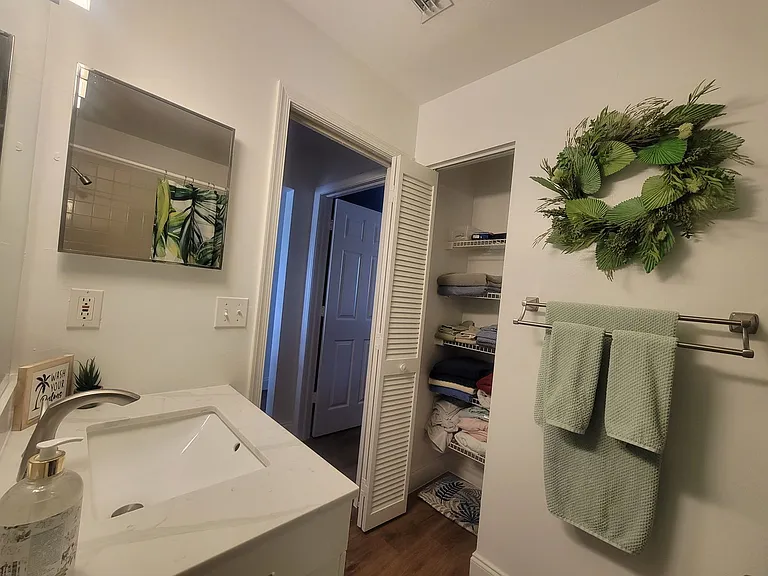 3655 Amberly Cir #A307 — Photo 31