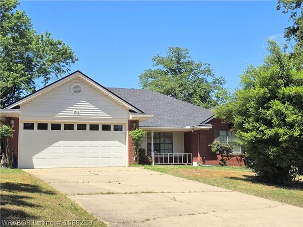 1709 Woodwind Way, Van Buren, AR 72956