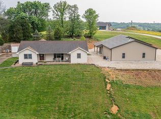 5858 E Hill Park Dr, Dubois, IN 47527
