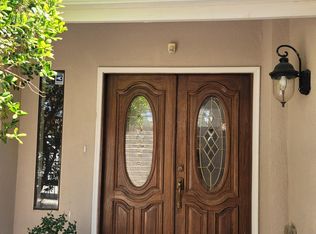 729 Lakeway Dr, El Paso, TX 79932