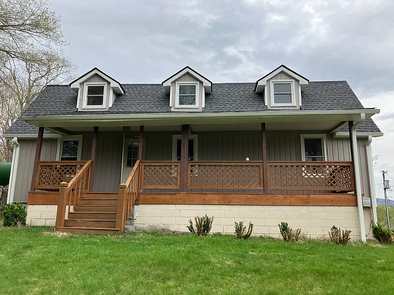 167 Hope Dr — Photo 1