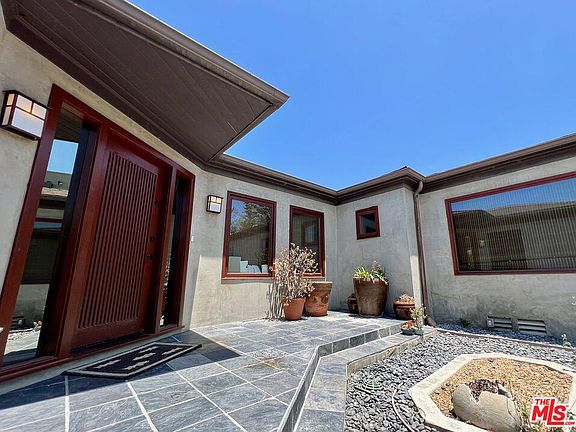 4th image of 10327 Lorenzo Dr