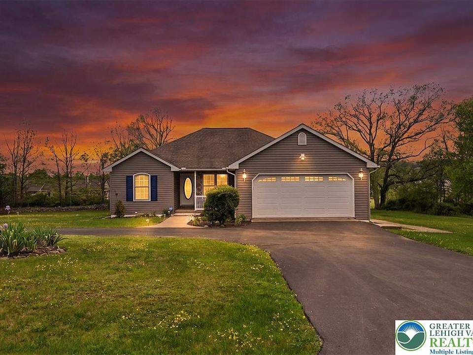 1st image of 166 Regency Ln