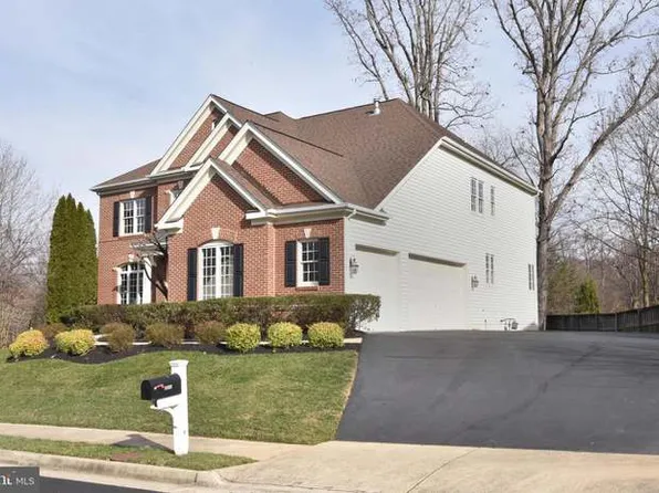1407 Northpoint Glen Ct, Herndon, VA 20170