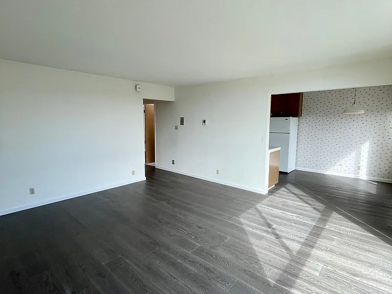 1336 Judah St #302 — Photo 5