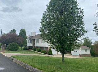 408 Hawley Meadows Ct, Blountville, TN 37617