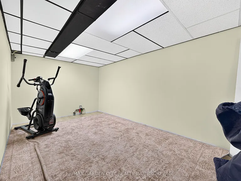 38 Cypress St #LOWER — Photo 18