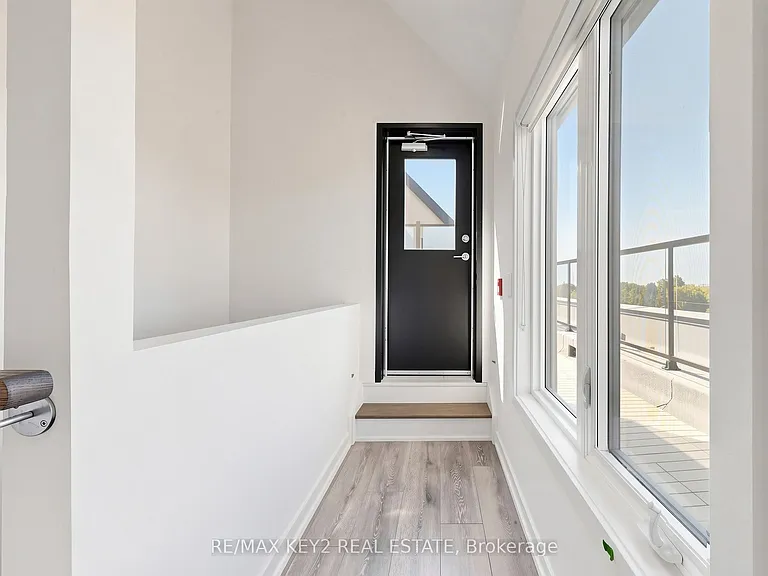 1670 Victoria Park Ave #213 — Photo 31
