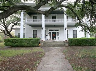 602 S Broad St, Lampasas, TX 76550