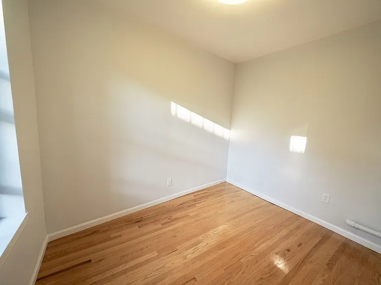 31-12 42nd St #1 — Photo 11